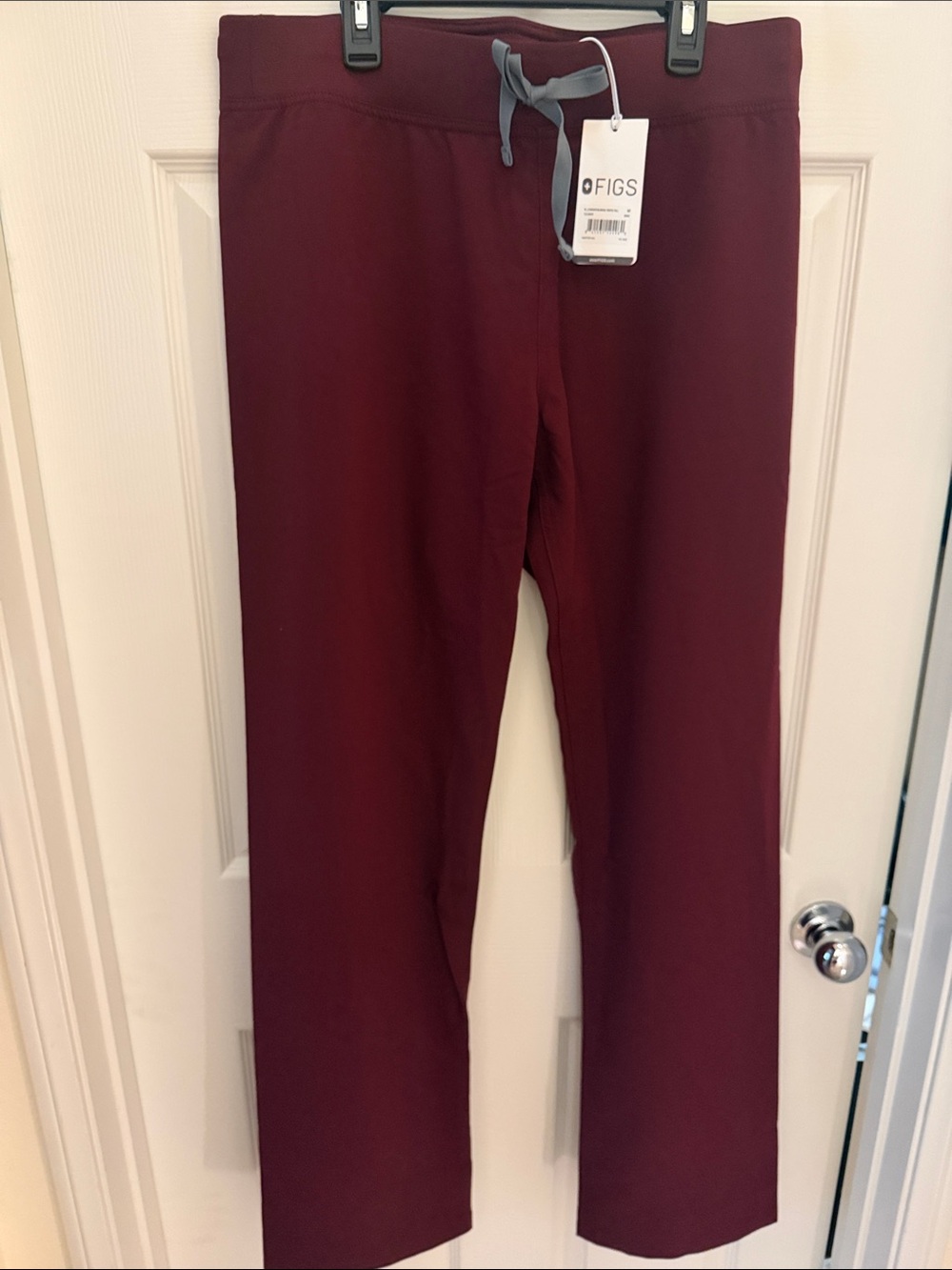 Figs Livingston Burgundy Scrub Pants Medium Tall